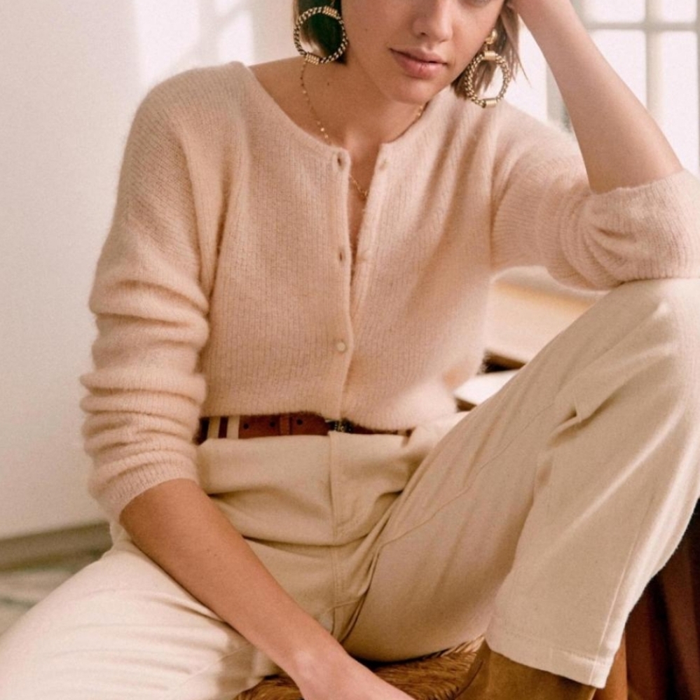 ❌️SOLD❌️ Sezane Gaspard Nude/Blush Sweater